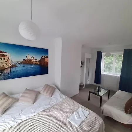 Apartment Suburban *